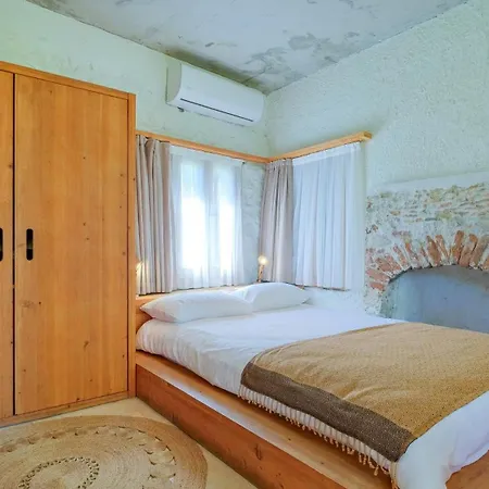 Bed and breakfast üzümlü Evleri