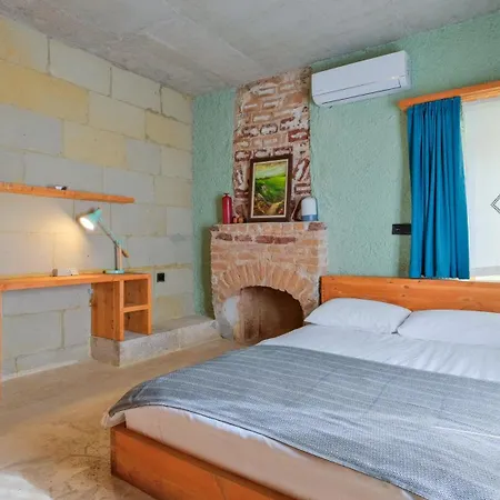 Bed & Breakfast Uezuemlue Evleri Fethiye