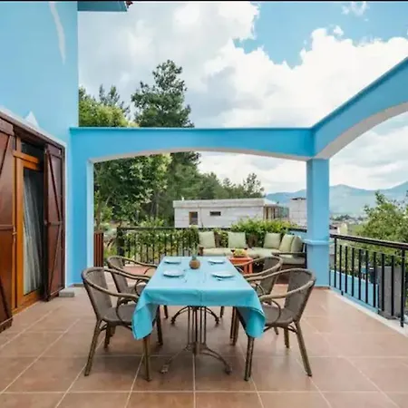 Bed and breakfast üzümlü Evleri *