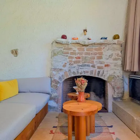 Uezuemlue Evleri B&B 페티예